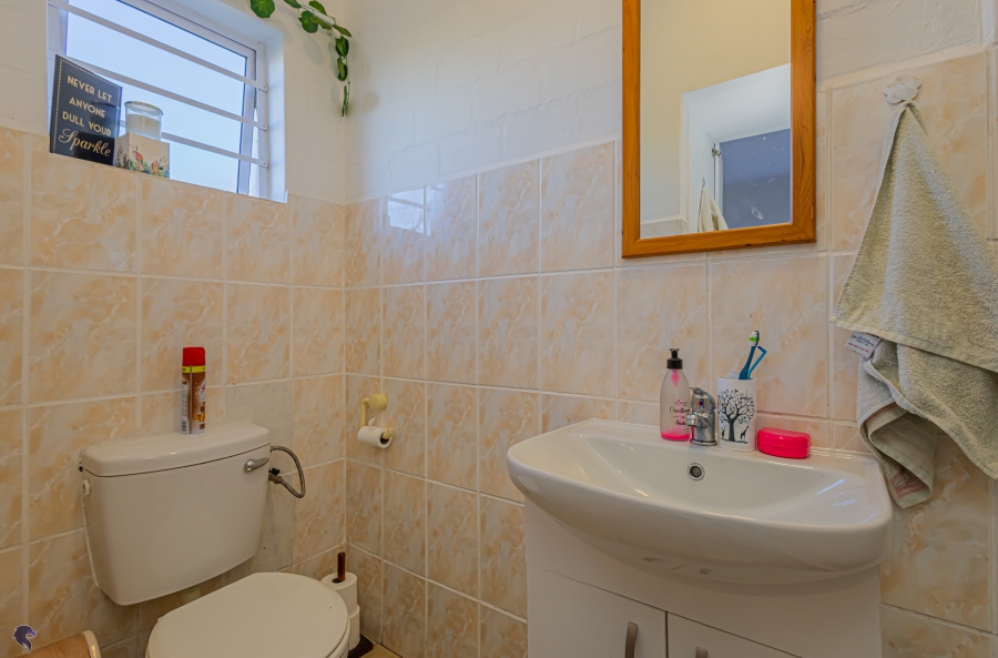 4 Bedroom Property for Sale in Country Club Western Cape